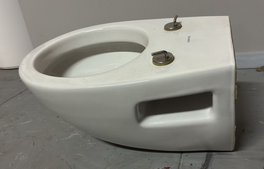 Sanita Suspensa Duravit Ceramica Branca — Bom Estado