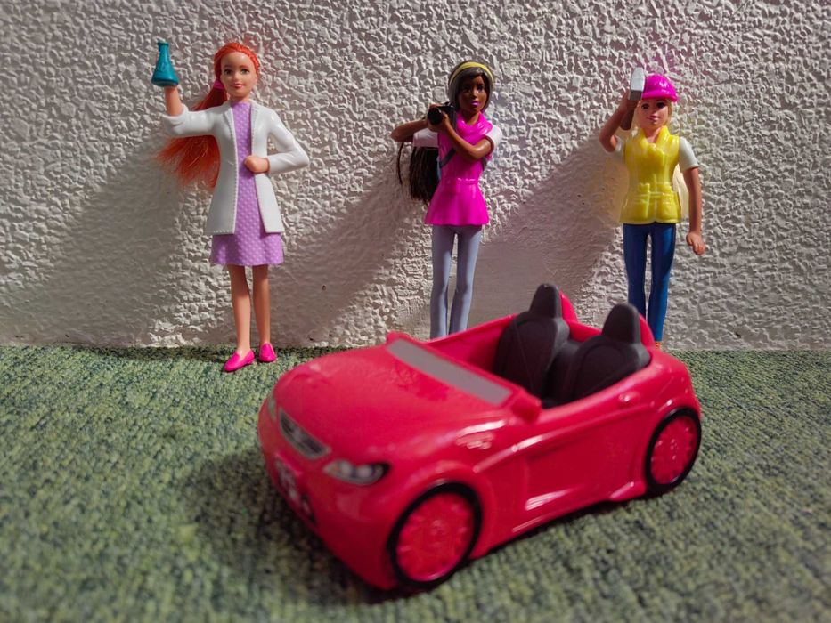 3 Barbies Profissões e carro da Barbie, Burger King