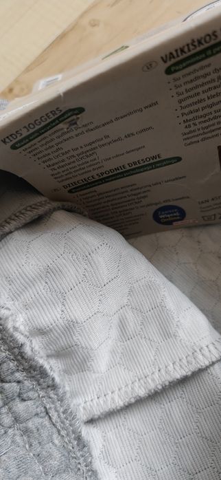 Spodnie dresowe dziewczęce Lupilu 122/128