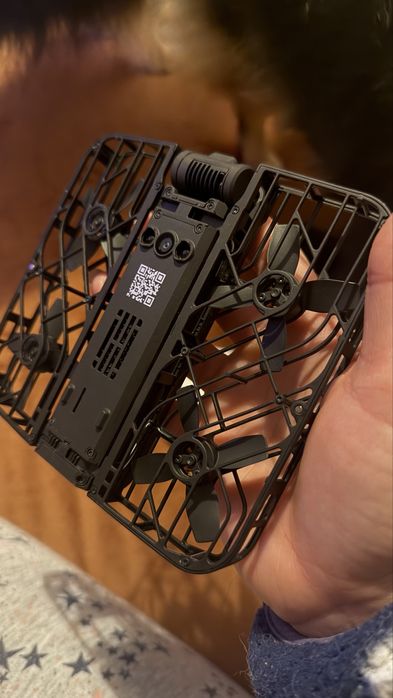 Drone HOVER X1 drone