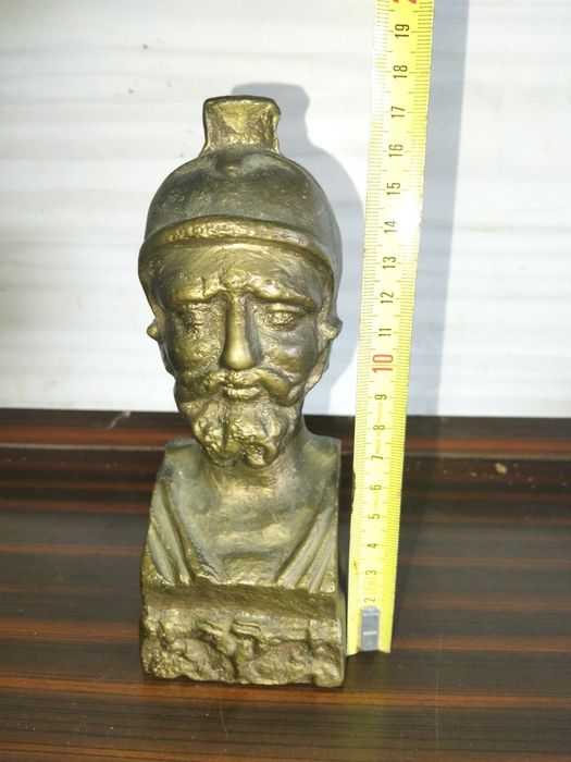Busto de bronze antigo