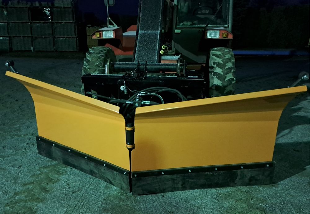 Pług do śniegu śnieżny strzalka V  2.4 m