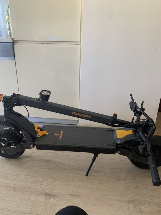 Hulajnoga elektryczna