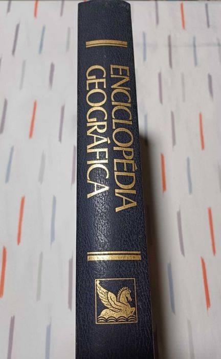 Livro - Enciclopédia Geográfica