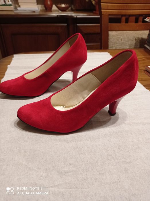 Buty czerwone szpilki 36