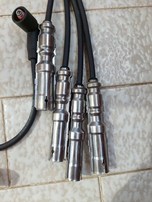Kit Cabos De Velas NGK Premium para vw Polo