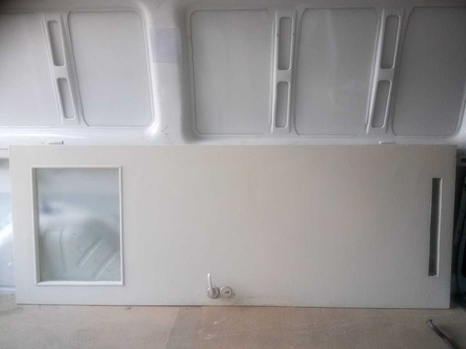 Drzwi drewniane używane lewe i prawe z futrynami