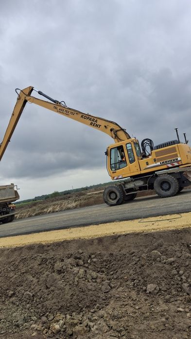 Wynajem koparek long reach – kołowa i gąsienicowa ramię 18 m wypozyczalnia

Firma DARKAS – od 15 lat w branży budowlanej – oferuje wynajem koparek lon