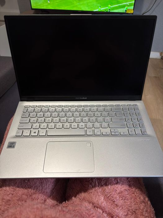 Notebook Asus F512J