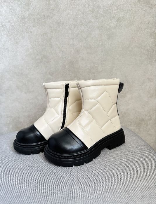 Черевики демісезонні для дівчинки 26 розмір