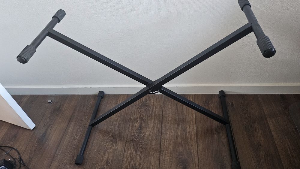 Teclado Yamaha PSR-EW320