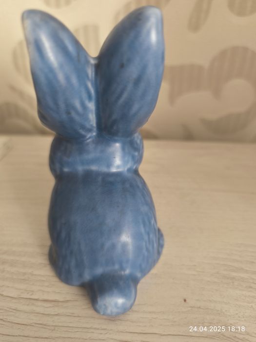 Зайчик сувенірний.