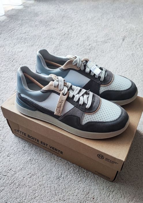 Sapatilhas Clarks nobuck NOVAS