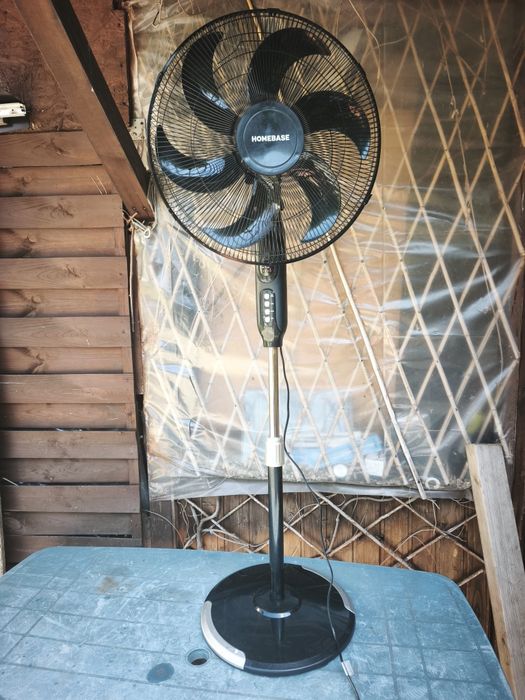 Wentylator wiatrak podłogowy stojący duży mocny 75 watt średnica 48 cm
