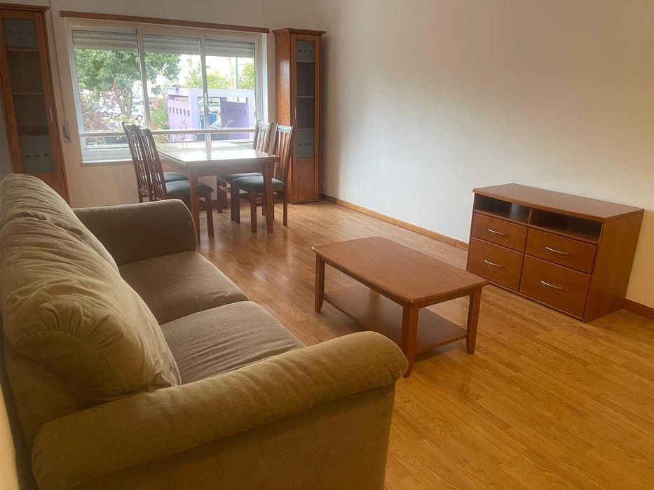 Apartamento T2 em Queluz