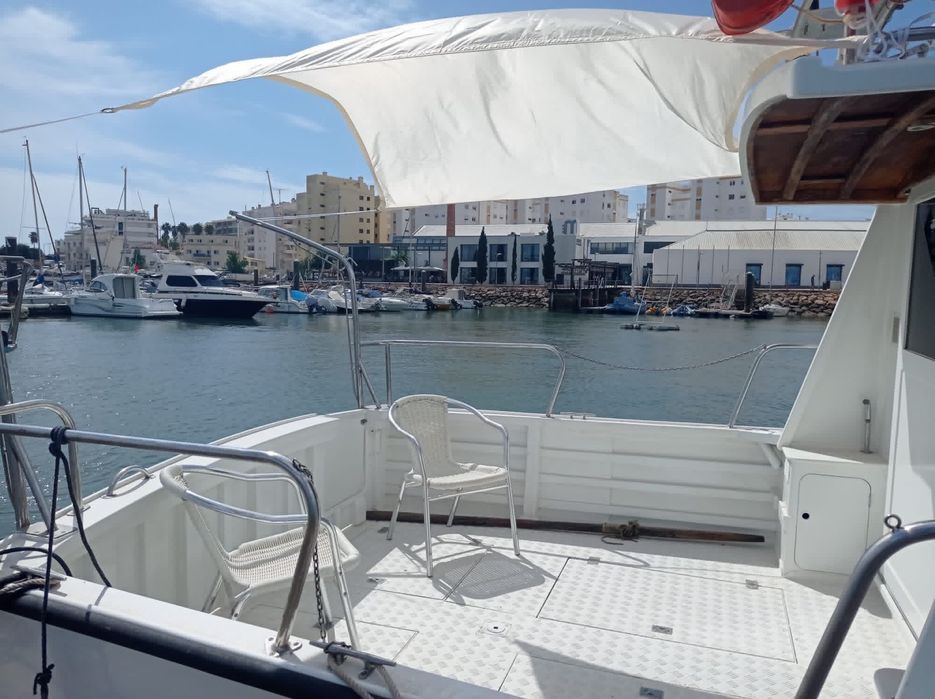 Barco Cabinado 10 metros