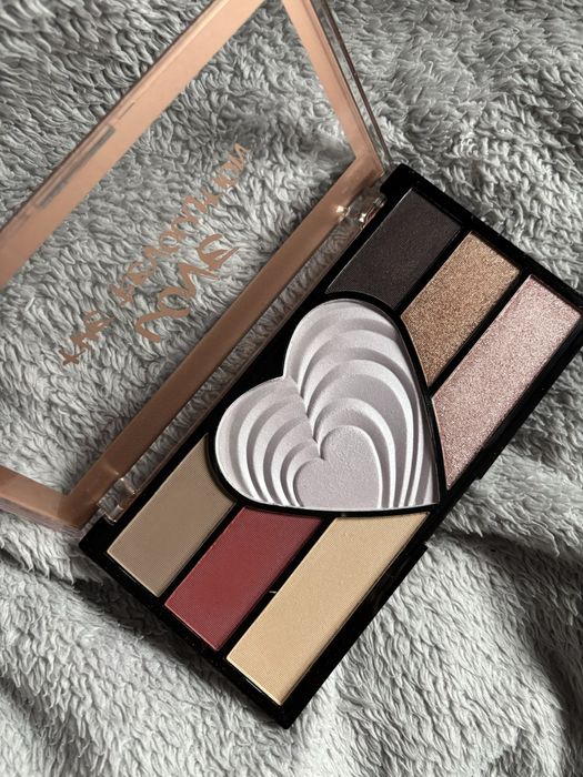 revolution love the revolution paletka cieni