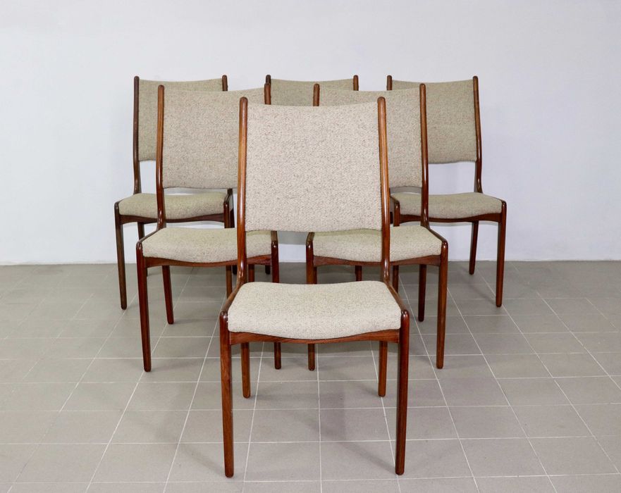 Conjunto de cadeiras Johannes Andersen em pau santo