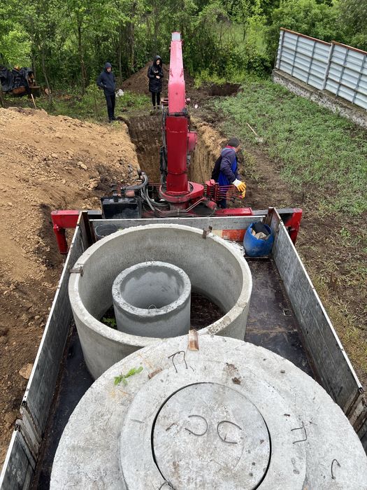 Копка каналізації,вигрібних ям,септиків під ключ