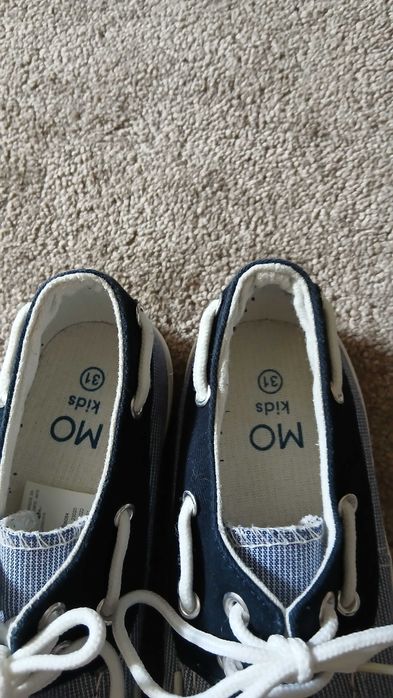 Sapatos menino tamanho 31