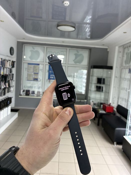 New Apple Watch 9 45mm black 100%
