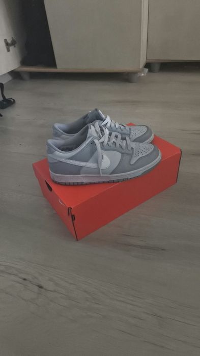 Nike dunk low grey