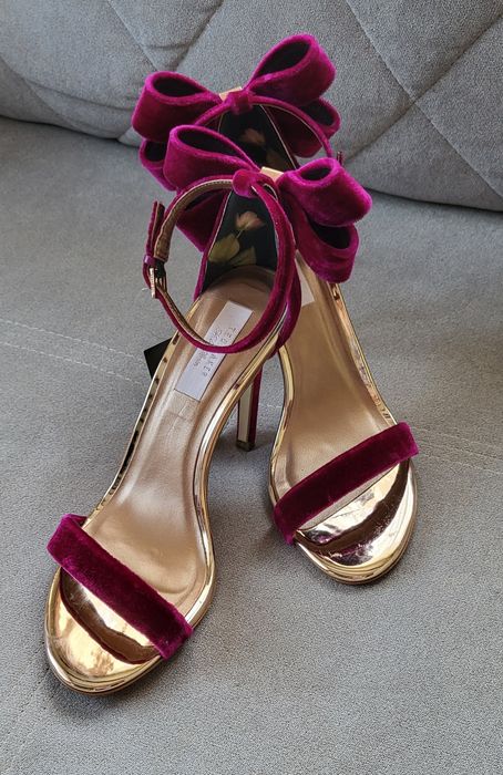 Босоніжки Ted Baker