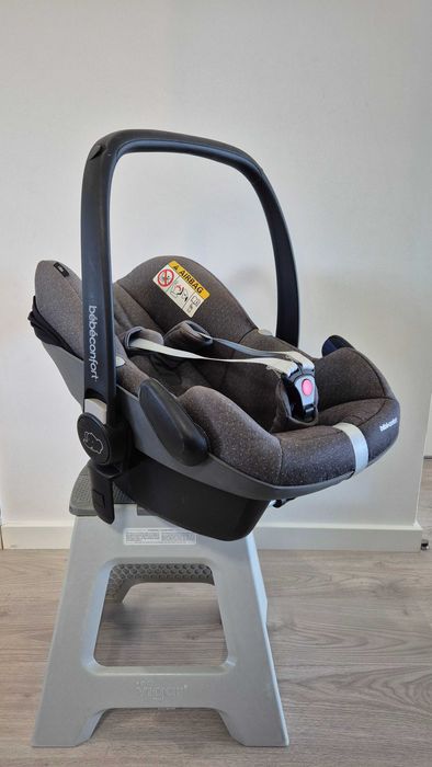 Carrinho Quinny Vancouver Graphite + Ovo Maxi Cosi Bebeconfort