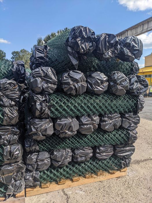 Сітка рабиця метал+ПВХ та оцинкована від виробника для огорожі