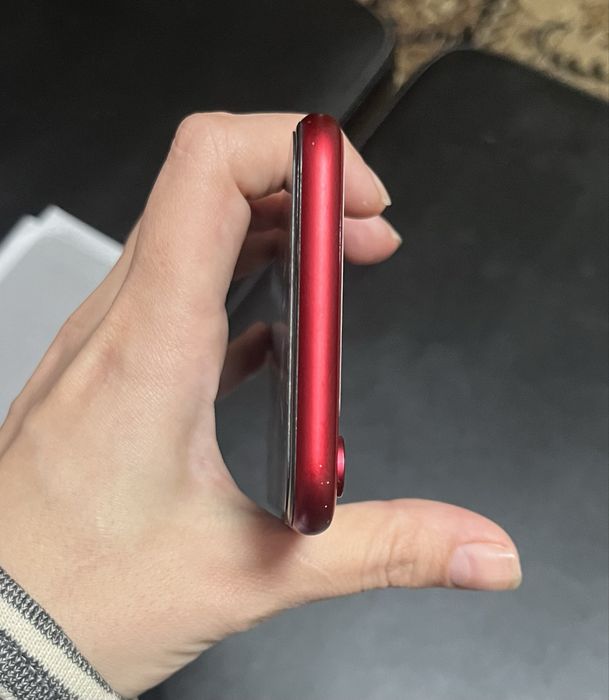 Продам айфон XR в хорошем состоянии