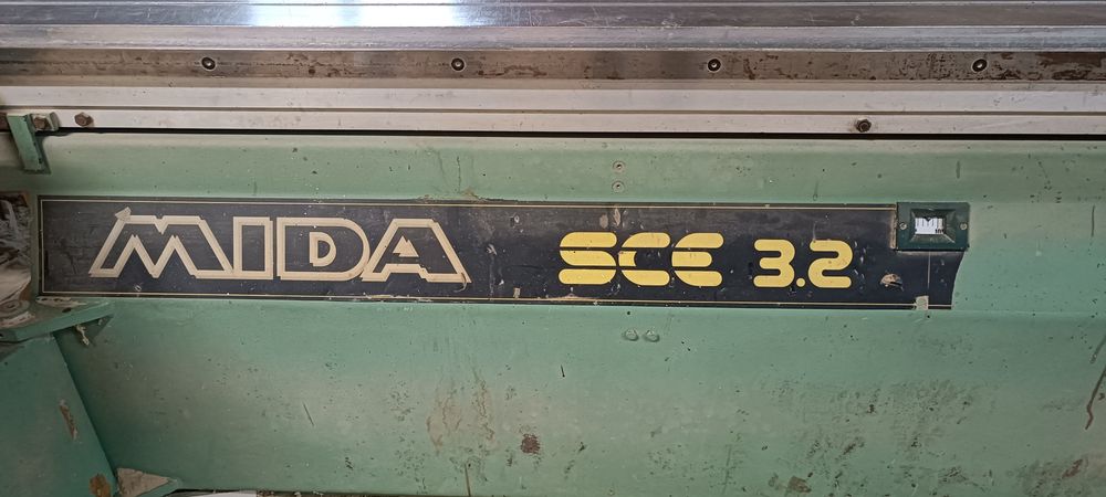 Esquadrejadora mida usada