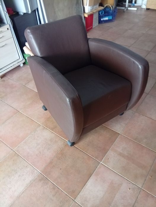 Cadeirao confortafel com rodas