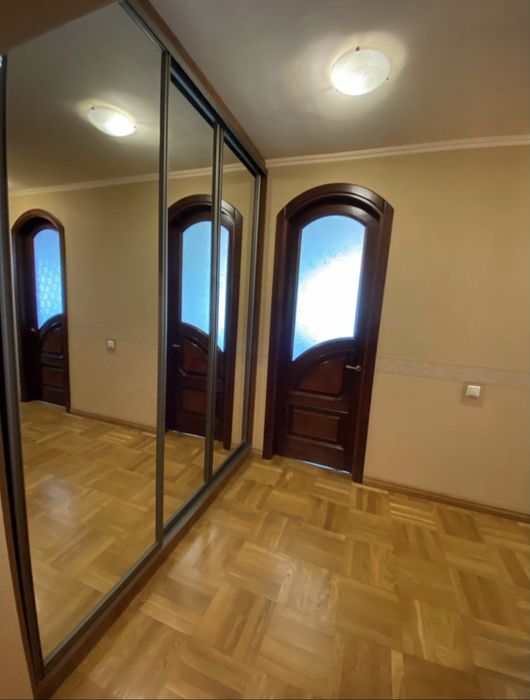 Оренда 3К 105м Печерськ м. Арсенальна