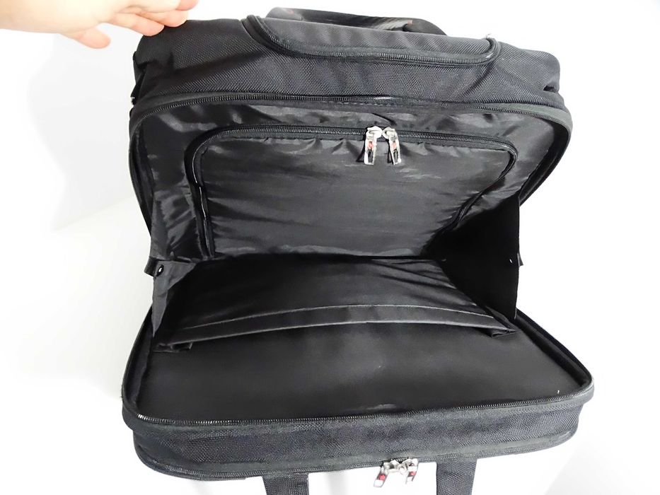 Torba na kółkach Samsonite elegancka i funkcjonalna torba biznesowa.