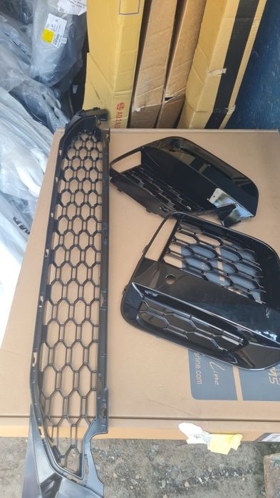 BMW X3 G01 M  решітка бокова середня Накладка окуляр кронштейн скоба