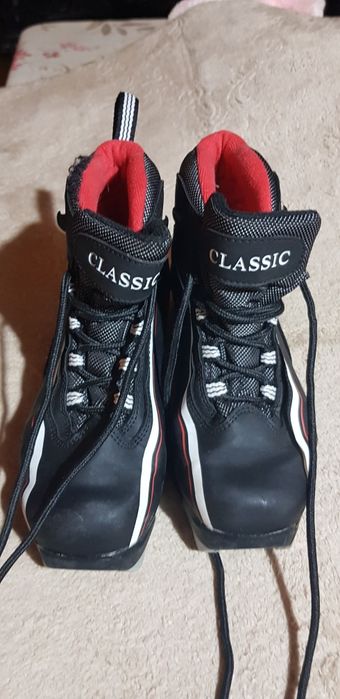 Buty do nart biegowych NNN 35 Classic