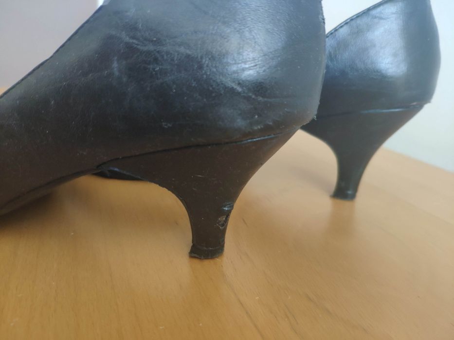 Skórzane buty na obcasie Vices 39