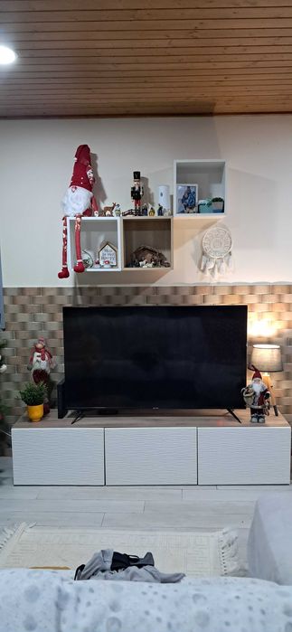 Movel de tv mais 3 cubos