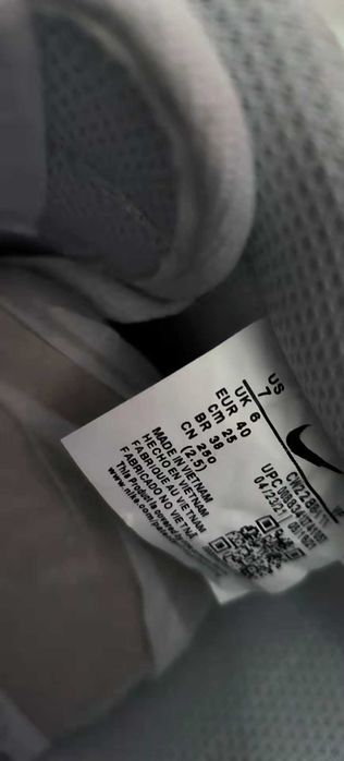 NIKE white sneakers, size 40