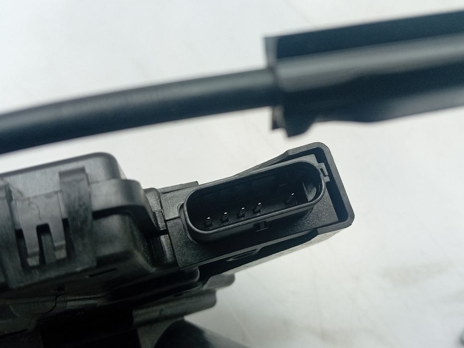 Fechadura / fecho porta frente esquerdo CITROËN C4 III