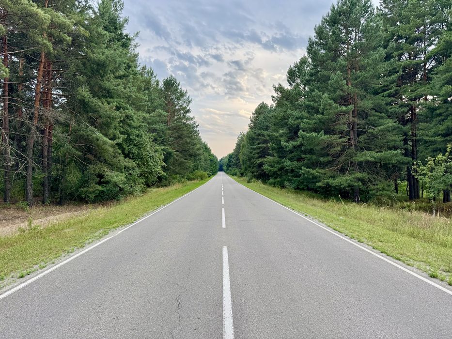 Продаж ділянки від 40 соток до 10Га. с. Ясногородка Киівська область