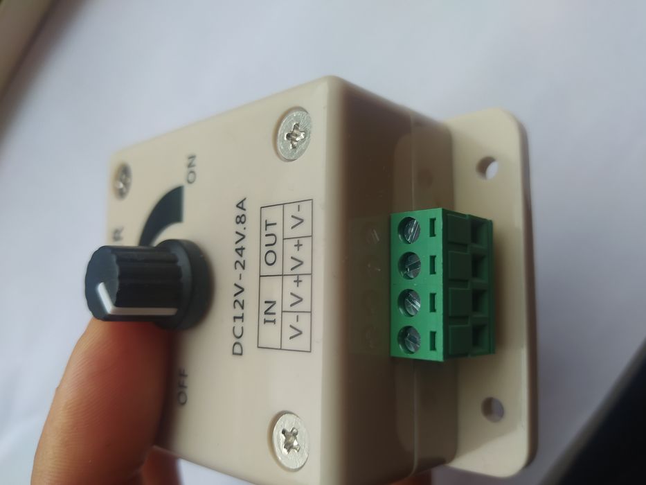 Constrolador de brilho DIMER 12v -24v