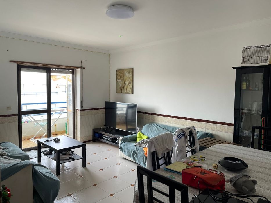 Oportunidade T2+Box no centro Ericeira