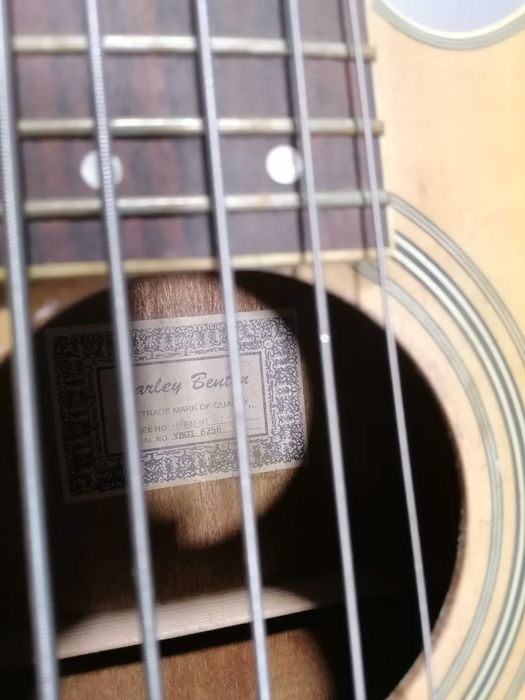Guitarra baixo eletroacústica Harley Benton 5 cordas