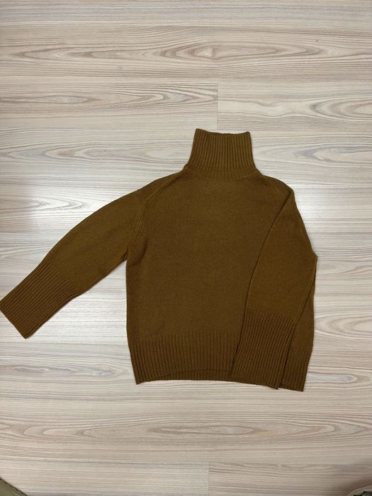 Вовняний светер Massimo Dutti