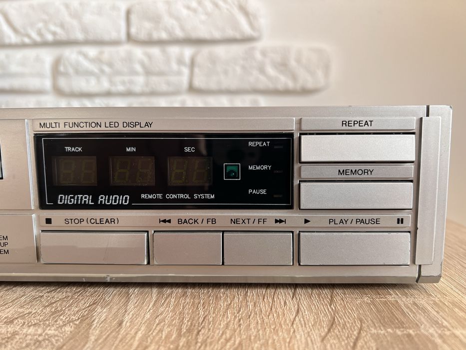 Unitra fonica cdf 003r  cd player