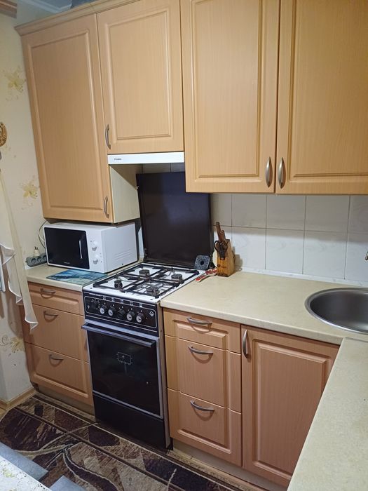 Сдам 1 кв О. Поля Славутич 12000