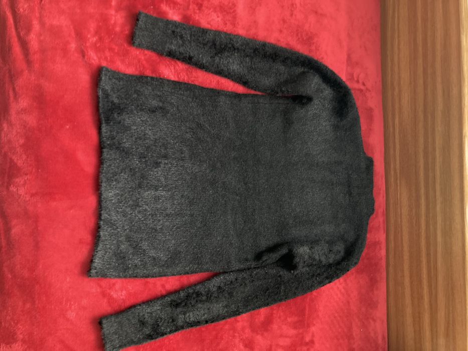 Czarny sweter alpaka