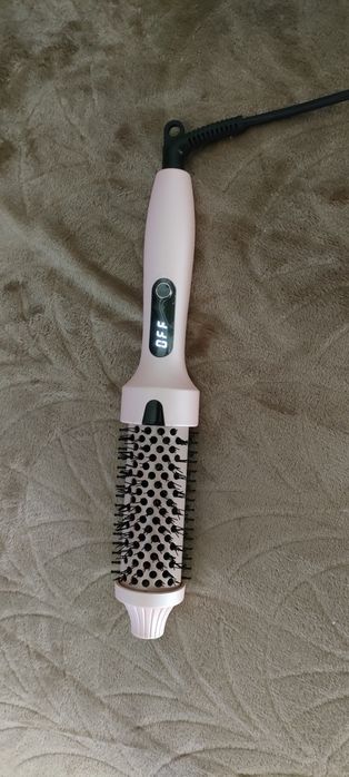Escova elétrica para fazer caracóis