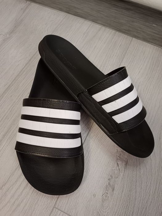 Шльопанці Adidas